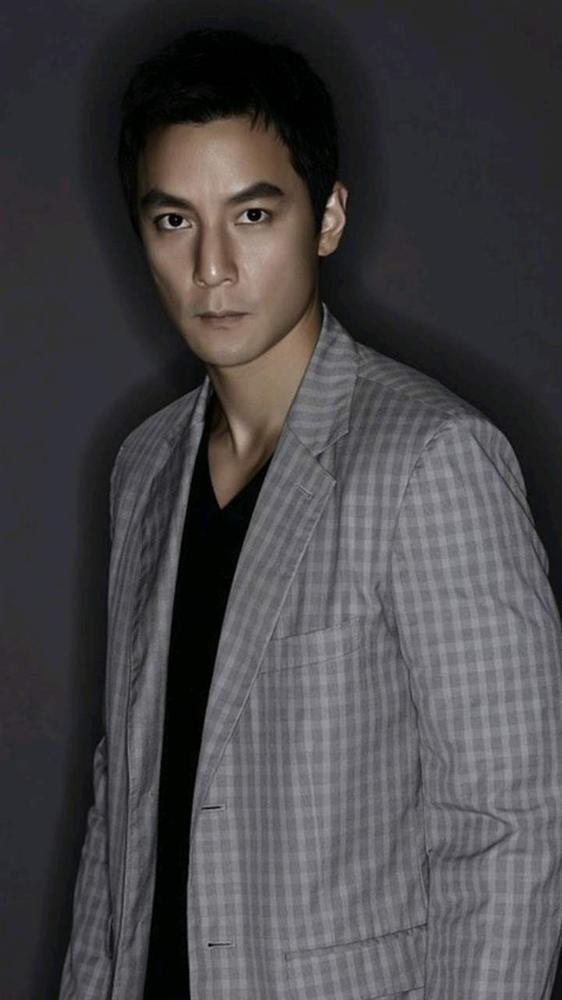 Không còn nhận ra Ngô Ngạn Tổ - nam thần sở hữu nhan sắc điên đảo chúng sinh nhiều năm trước-6