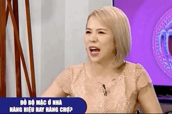 4 MC gây tranh cãi khi chê bai nhiều chị em mặc đồ bộ rẻ tiền ra đường