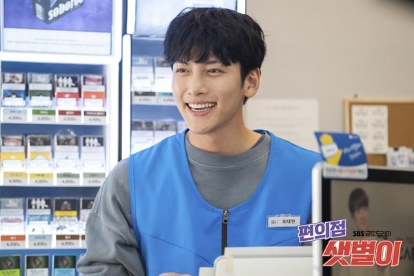 Ba nam thần Hàn Quốc cùng bị thất sủng tại quê hương-6