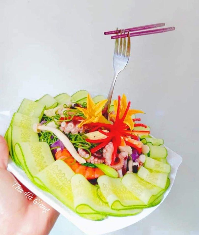 Mẹ đảm làm ảo thuật với món mì bay lửng lơ cho bữa quà chiều hoàn hảo-3