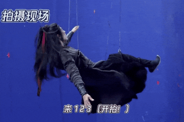 Cảnh nhảy vực trong phim Trung Quốc đã 'lừa đẹp' hàng tỷ khán giả như thế này!