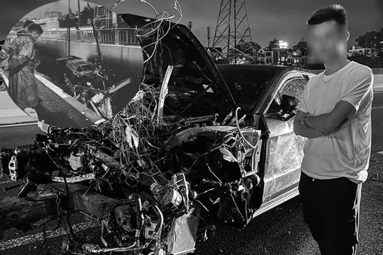 Chủ cũ 'check in đau lòng' bên xác chiếc Porsche 11 tỷ nát tươm dưới chân cầu