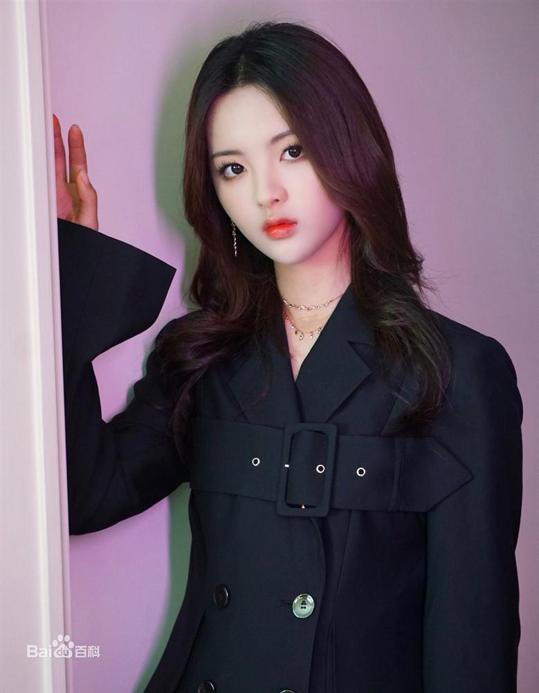 5 mỹ nhân Hoa ngữ sinh năm 1998: người kế nhiệm Triệu Lệ Dĩnh, kẻ bị chê bất tài-7