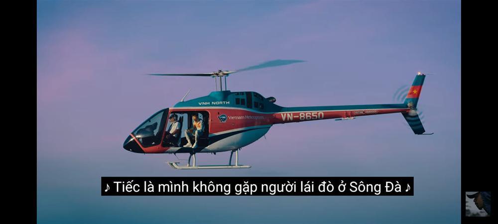 Trốn lên trực thăng để hát, Đen Vâu vẫn bị sĩ tử hỏi: Đề thi Văn là gì chú ơi?-4