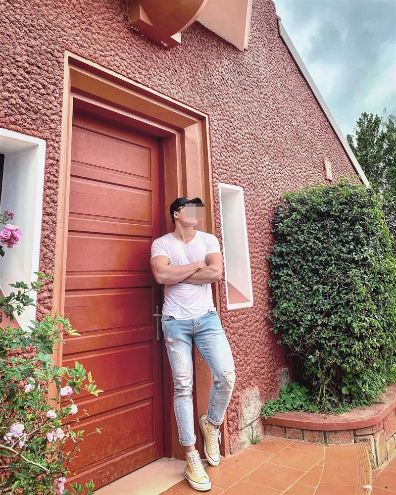 Body gây mê của huấn luyện viên thể hình bán dâm 18 triệu đồng-12