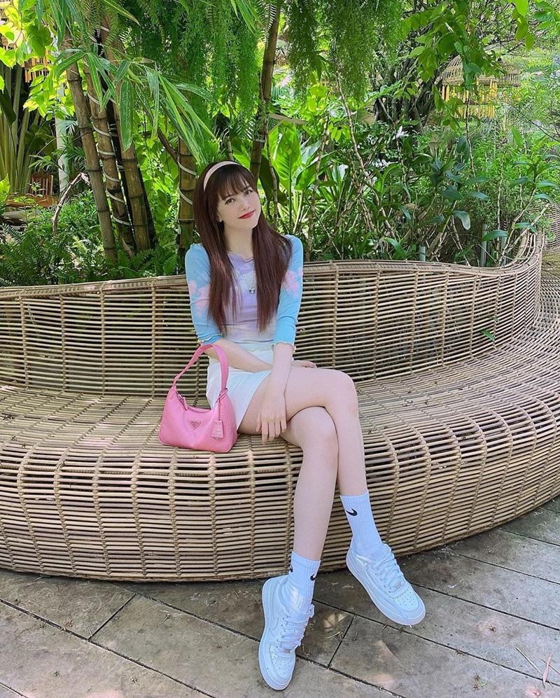 Jun Vũ khoe vòng 1 trùng tu căng đét - Diệu Nhi chuyển sang style Hiphop-11