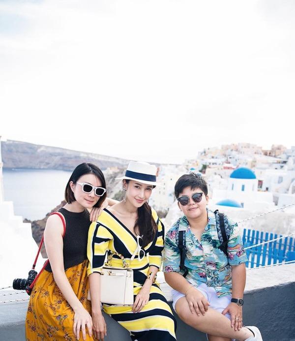 Ác nữ được quý nhất Thái Lan: Chồng tặng nhẫn 5 carat, đám cưới triệu đô, sống như bà hoàng-10