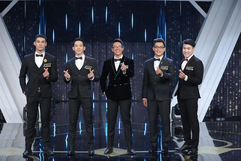 HOT: Hương Giang trao hoa cho đại gia Matt Liu tại Người Ấy Là Ai như lời đồn-2