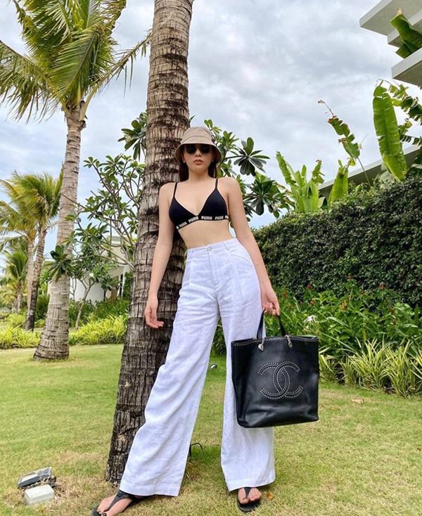 Mỹ nhân Việt dùng bikini phối đồ chất lừ đi du lịch-2