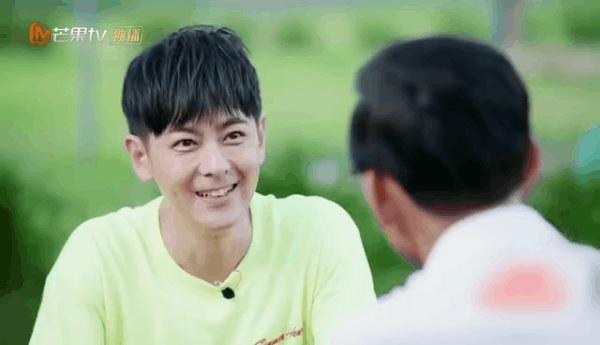 Bố vợ hỏi về tình cũ Lâm Tâm Như, Lâm Chí Dĩnh hoảng hồn, bà xã anh trả lời mới sốc-3