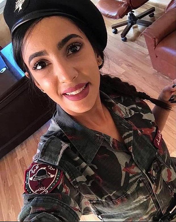 Đám tang đặc biệt của cô gái biểu tượng bi kịch Beirut, chưa kịp mặc váy cưới đã nằm trong quan tài-2