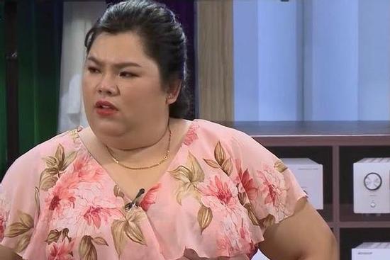 Nữ diễn viên ngông cuồng 'không có khán giả, nghệ sĩ không chết' bị dân mạng tẩy chay