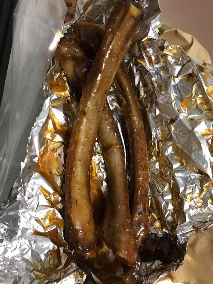 Đặt cơm sườn, chủ thớt nhận về bộ xương như phim kinh dị, ai nhìn cũng hốt-2