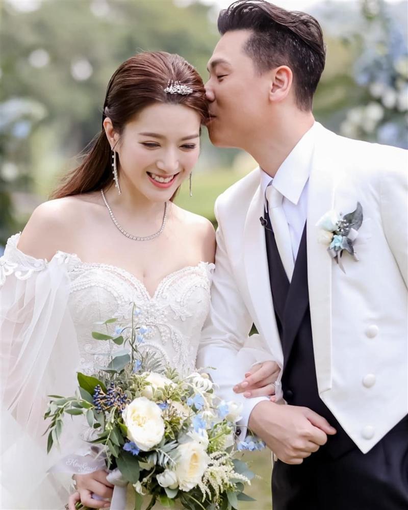 Hoa hậu ân ái trong xe hơi bị TVB ghẻ lạnh vì nặng 85kg bây giờ ra sao?-10