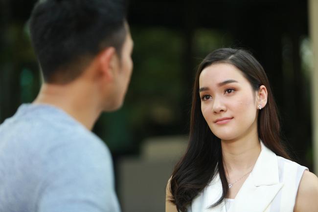 Thấy chồng tòm tem nhân tình, vợ nói một câu khiến đôi nhân tình sợ run-1