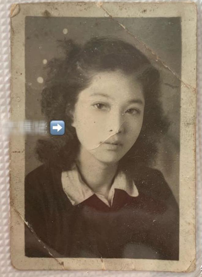 Xuất hiện gia đình cực phẩm, vẻ đẹp các thành viên từ già đến trẻ đều là của hiếm-3