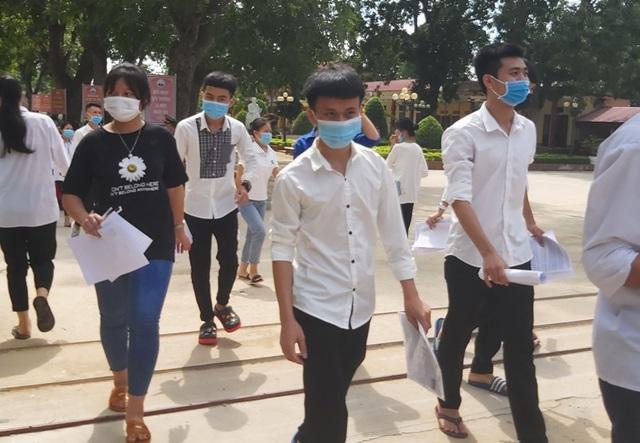 Thanh Hóa: Phòng thi dự phòng kích hoạt, duy nhất 1 thí sinh ngồi làm-4