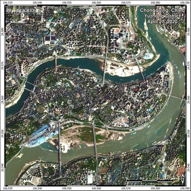 Hình ảnh loạt thành phố Trung Quốc ngập trong lũ, đập Tam Hiệp mở 6 cửa xả-2