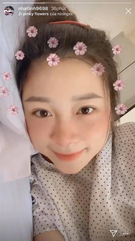 Nhan sắc bà xã Phan Văn Đức sau 3 ngày sinh em bé gây chú ý-2