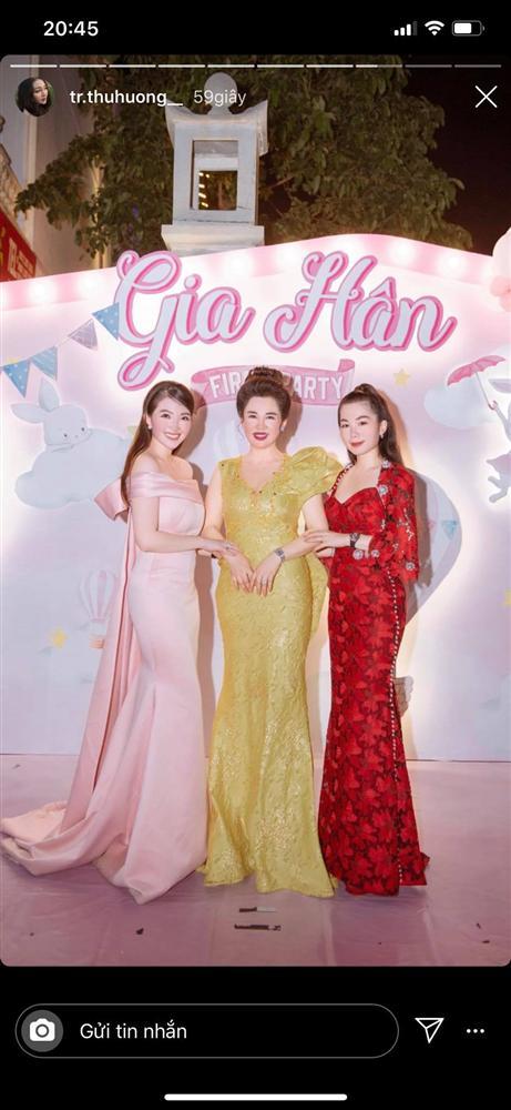 Tổ chức tiệc sang chảnh cho con gái, nhan sắc cô dâu 200 cây vàng ở Nam Định gây sốt-6