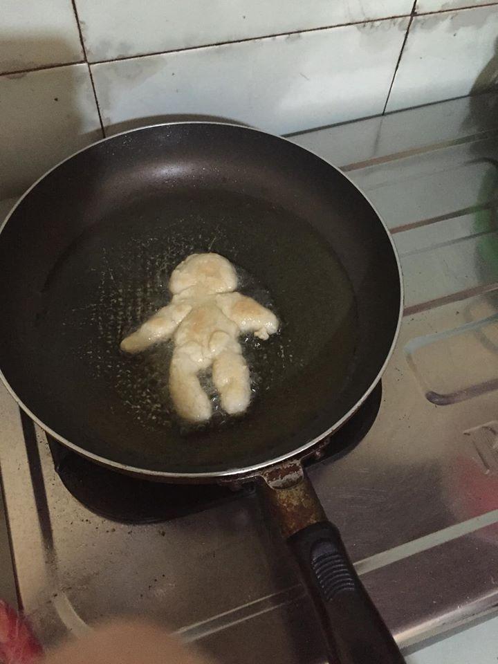 Học tỉ mỉ công thức làm bánh trên mạng nhưng chủ thớt lại hết hồn khi nhìn thành quả-5