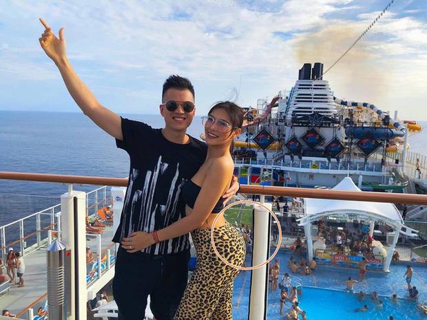 Lưu Đê Ly chứng minh năng lực bóp méo vạn vật, ở đâu chị xuất hiện ở đó đồ vật cong-6