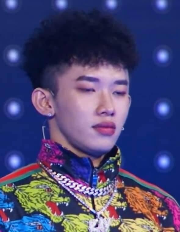 SAO MAKE OVER: Midu họa lông mày con đậu con bay - Hải Triều hóa trang hết vía-3