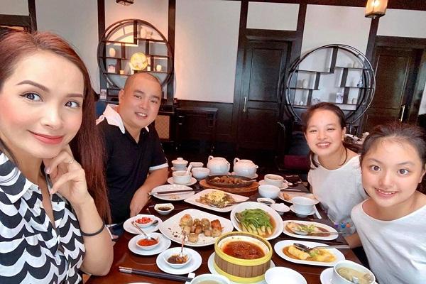 Biệt thự 500.000 USD siêu đẹp của Thúy Hạnh - Minh Khang-19