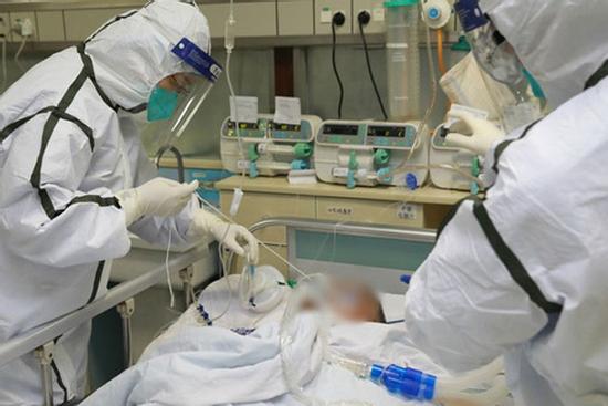 Bệnh nhân Covid-19 thứ 16 của Việt Nam tử vong ở tuổi 37