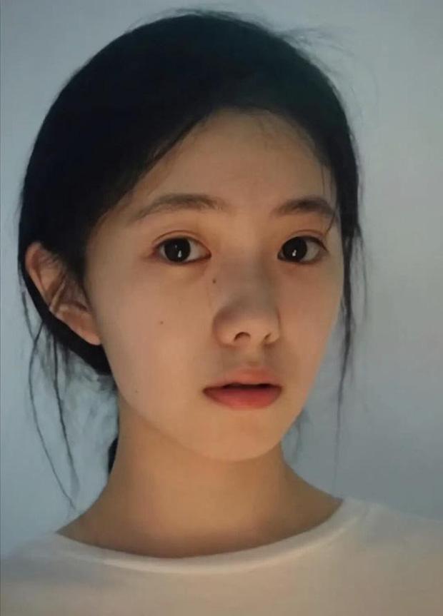 Mỹ nhân 20 tuổi lọt vào mắt xanh Trương Nghệ Mưu sẽ kế nhiệm Củng Lợi, Chương Tử Di là ai?-4