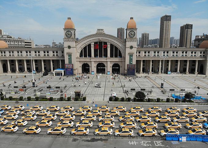 Khách du lịch đổ về Vũ Hán vì miễn phí-2
