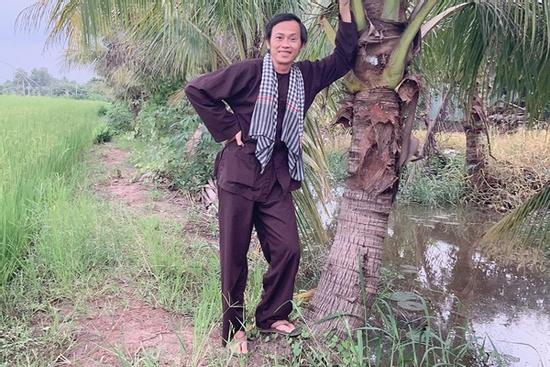 Đệ nhất danh hài Hoài Linh chứng minh bản thân là 'nông dân chính hiệu'