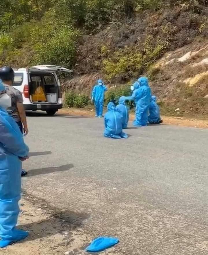 Rơi nước mắt chuyến đi cuối cùng trong đơn độc của một bệnh nhân Covid-19-3