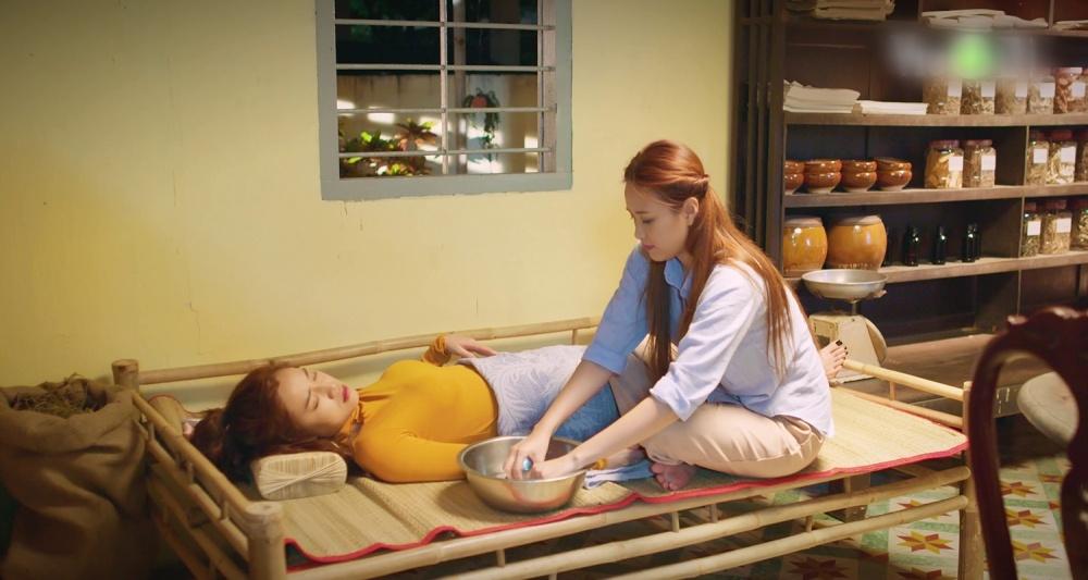 Gạo nếp gạo tẻ phần 2 tập 27: Thúy Ngân rước mẹ ruột về nhà như rước cọp vào cửa-2