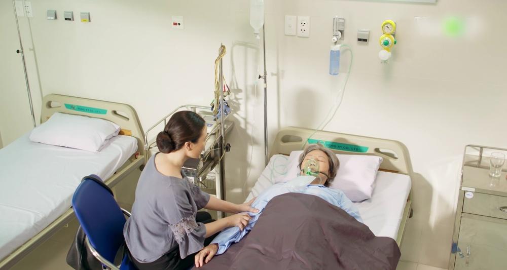 Gạo nếp gạo tẻ phần 2 tập 27: Thúy Ngân rước mẹ ruột về nhà như rước cọp vào cửa-10