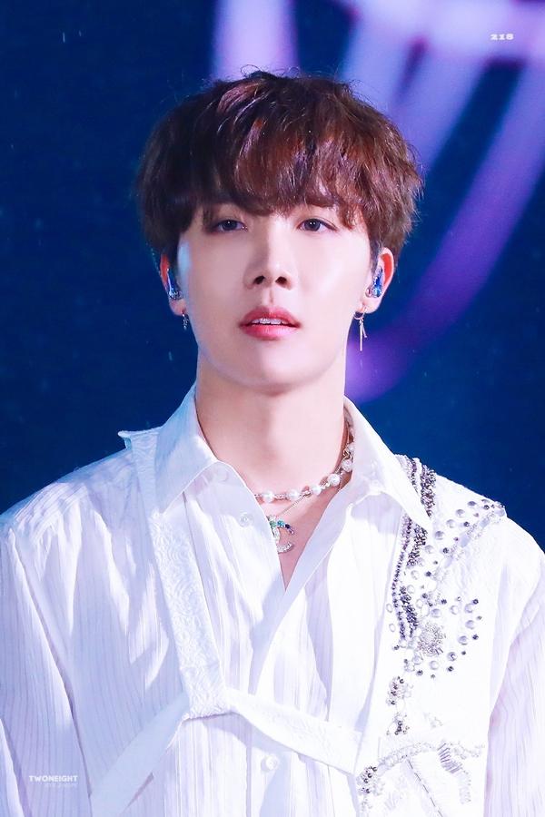 J-Hope, G-Dragon và những Idol suýt thì toang trước khi đình đám K-Pop-1