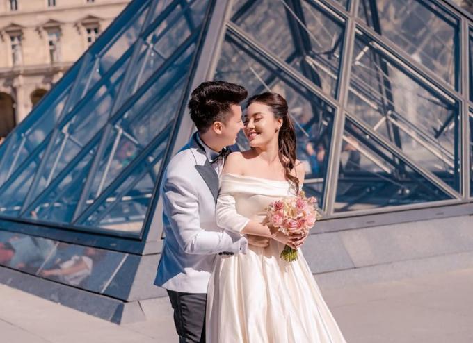 Lời nguyền chụp ảnh cưới tại Pháp: Âu Hà My ly hôn, Angela Baby lục đục, Ngọc Duyên cũng toang-9