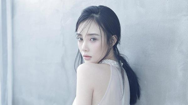 6 minh tinh hàng đầu Cbiz hết thời: Người ở nhà chăm con, kẻ bán hàng online-5