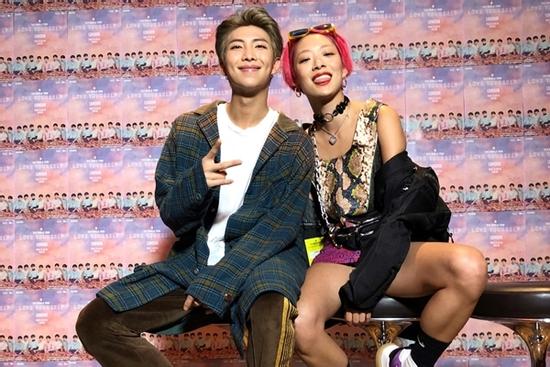 Hot K-Pop 13/8: RM – BTS 'song kiếm hợp bích' Rina Sawayama sau 2 năm mòn mỏi