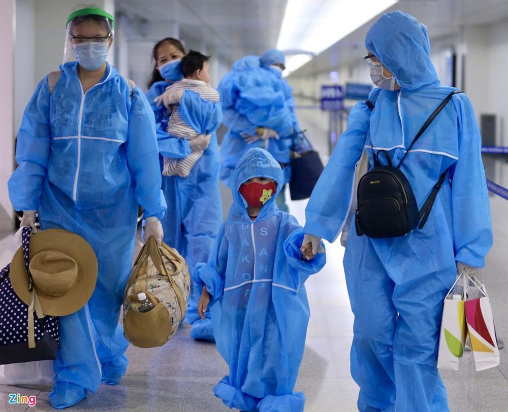 300 hành khách mắc kẹt tại Đà Nẵng về TP.HCM-2