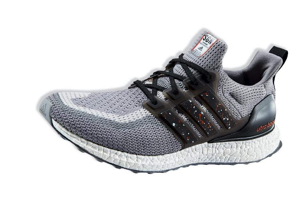 adidas tri ân ‘fan’ TP.HCM bằng phiên bản UltraBOOST City Pack mã code sân bay-5