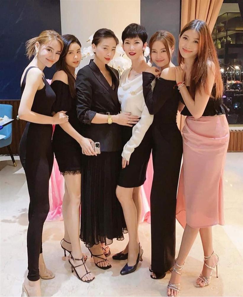 Ngỡ ngàng vì tưởng có đến 2 Ninh Dương Lan Ngọc đến mừng sinh nhật Xuân Lan-3