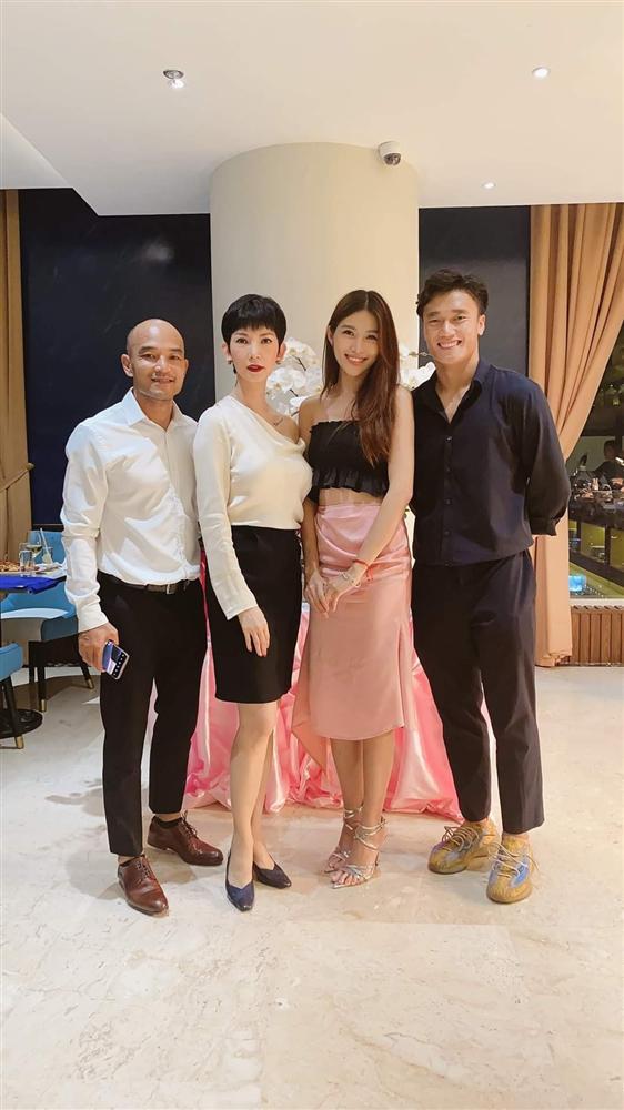 Ngỡ ngàng vì tưởng có đến 2 Ninh Dương Lan Ngọc đến mừng sinh nhật Xuân Lan-2