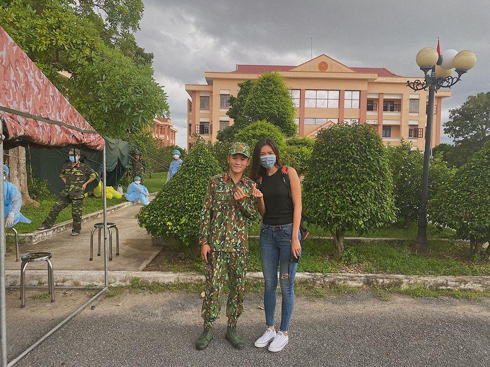 Minh Tú được trở về nhà sau 5 tháng mắc kẹt, 14 ngày cách ly tập trung-1