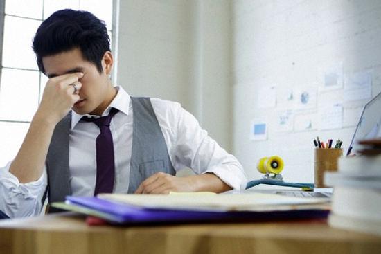 Thuê người đóng giả người yêu về ra mắt, mẹ tôi đề nghị một việc khiến chúng tôi thảng thốt