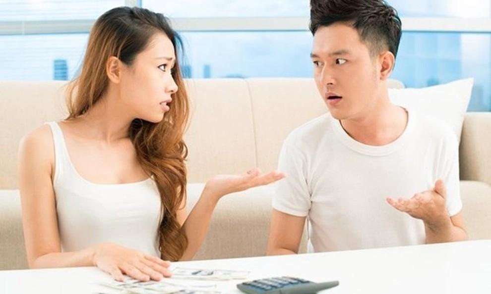 Lấy trộm của chồng 2 tờ 50k, vợ lên mạng xin lời khuyên, ai ngờ cái kết quá đắng-1