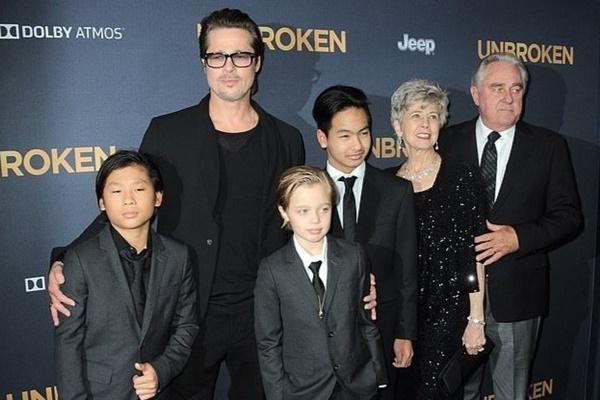 Rầm rộ tin Angelina Jolie tán tỉnh và âm mưu phá hoại gia đình Thor Chris Hemsworth, lịch sử người thứ 3 lặp lại?-4