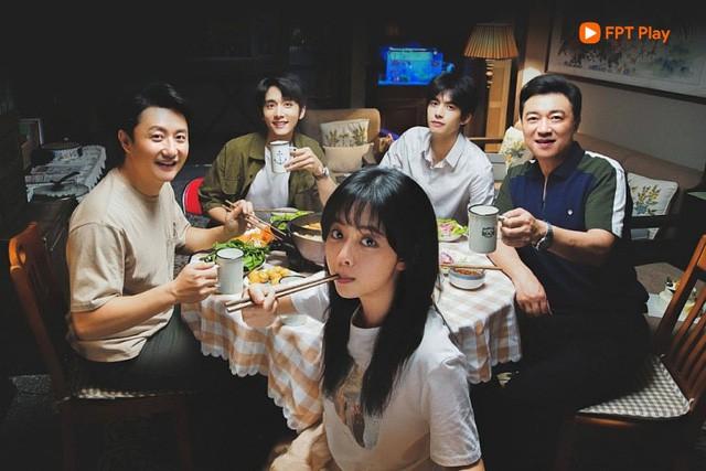 Lý do vì đâu mà fan Tiêu Chiến đang lên tiếng đòi tẩy chay phim Danh Nghĩa Người Nhà?-1