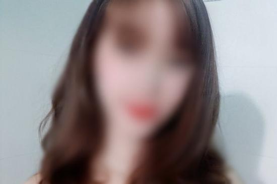 'Tuesday' nhắn cho chồng nói nhớ, người vợ nhẹ nhàng đáp trả mới nhận ra đây là cô 'Tuesday' thiếu trình độ nhất lịch sử