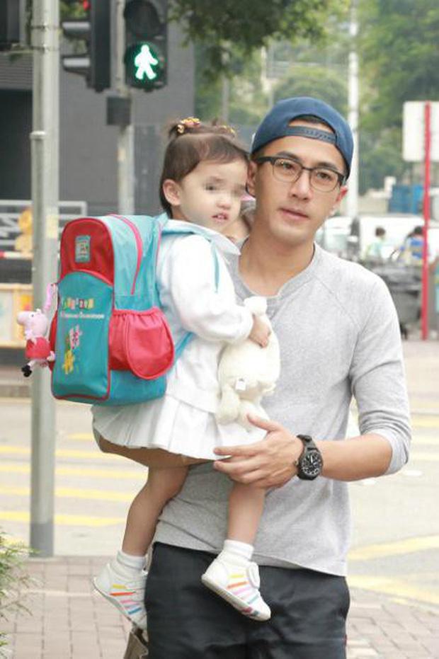 Lưu Khải Uy không dám lấy vợ lần 2 chỉ vì điều khoản hợp đồng ly hôn tàn nhẫn mà Dương Mịch giao kèo?-2